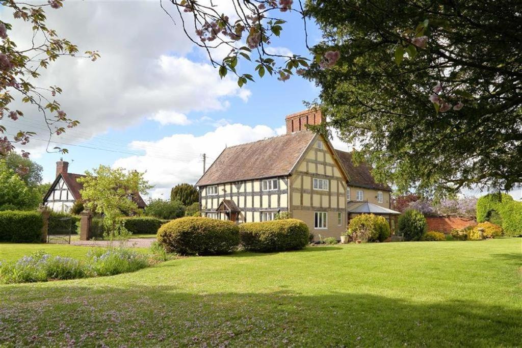 Bed and Breakfast Spenford House 1640 Listed House Idilic Location Pub Walking Distance Loppington Exterior foto